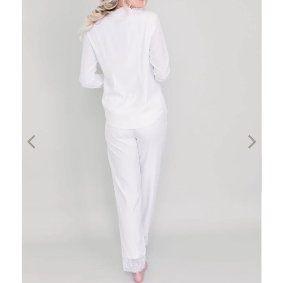 Robed with Love Bridal Pajama Getting Ready Outfit - Picture 3 of 12